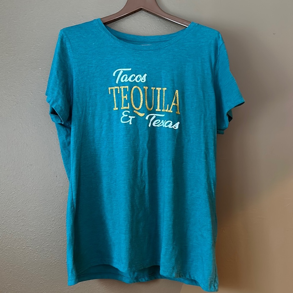 Women’s ‘Tacos Tequila and Texas’ tee; size large